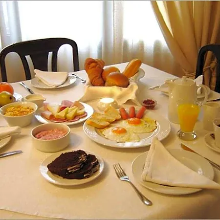 Makedonia 3*